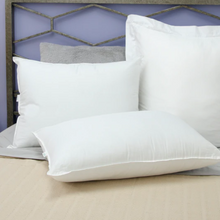 Load image into Gallery viewer,  Hotel bedding supplies
